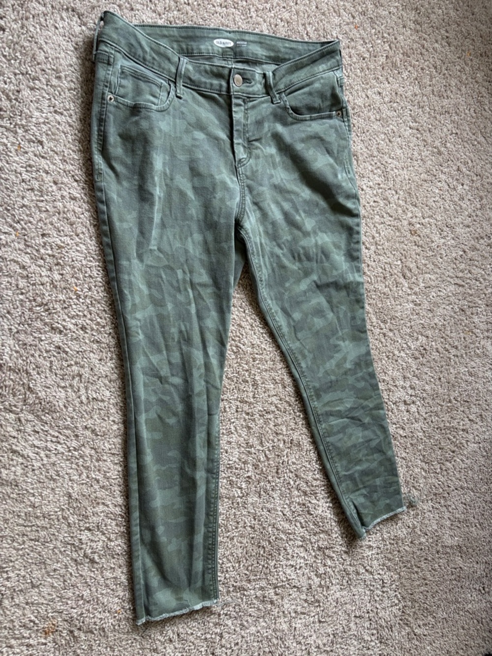 Old Navy Women's Camo Rockstar skinny jeans size 12 petite